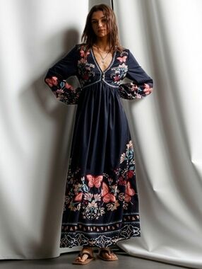 Floral Navy V-Neck Maxi Dress with Long Sleeves
